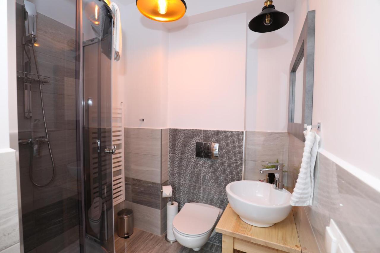 Udany Apartamento Brzegi  Exterior foto